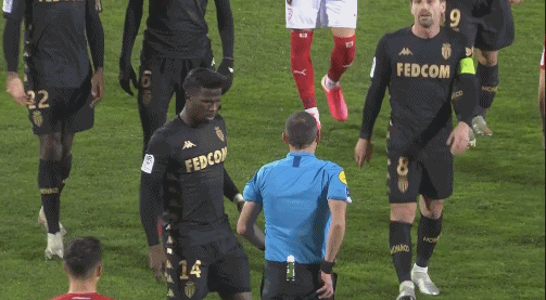 状态持续火热！本轮英超送助攻，福登最近3场比赛已造5球