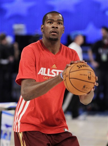 太阳报走访出售原味球衣公司的仓库：汗臭味强烈却不令人反感（太阳报探访原味球衣公司仓库：汗味浓烈却不让人反感）