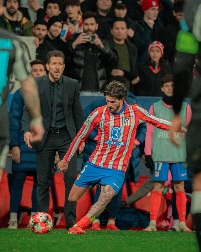 TES官方：队内打野选手Kanavi正式离队