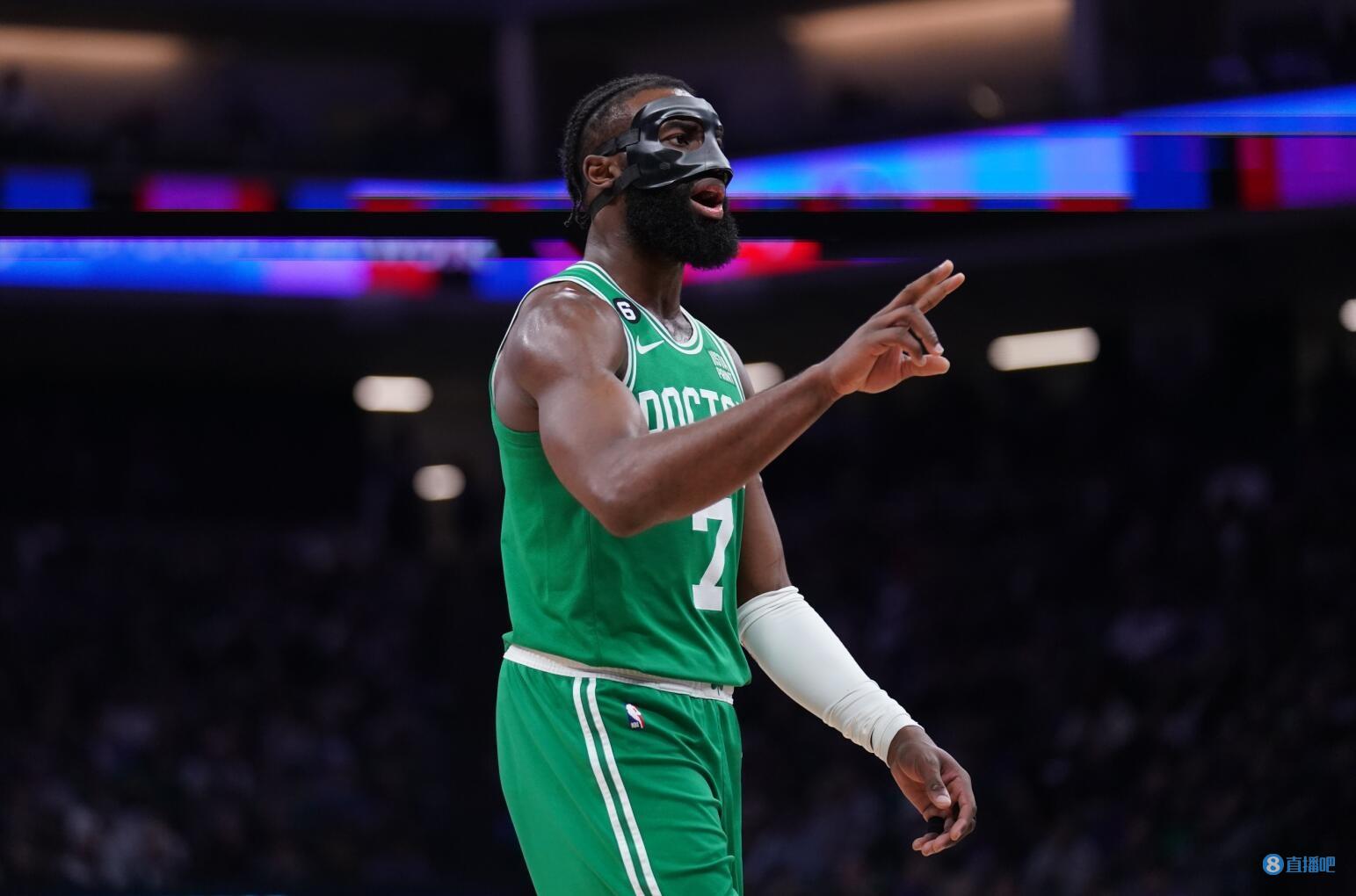 年轻球员首发交出合格答卷（小将首发表现达标）