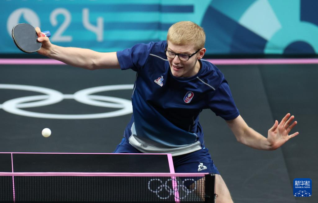 的球员之一 的球员之一